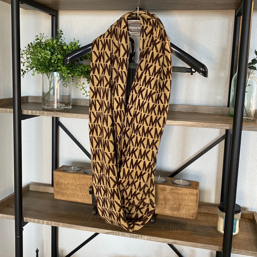 Michael Kors Infinity Scarf